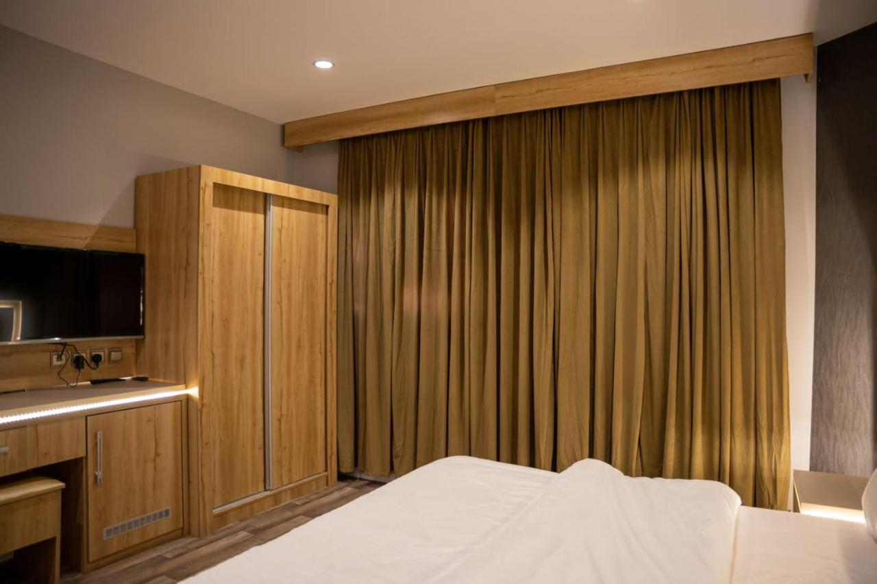 Classic Hotel อาลูลา ภายนอก รูปภาพ